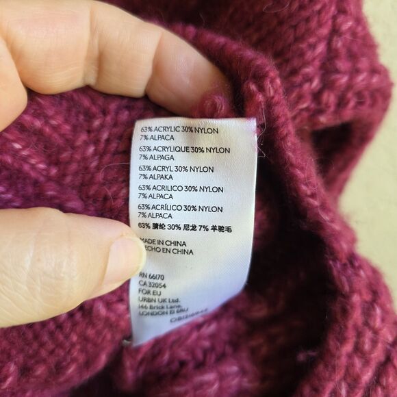 ANTHROPOLOGIE Ramona Cable-Knit V-Neck Sweater Size Medium M Berry Red - Picture 7 of 9